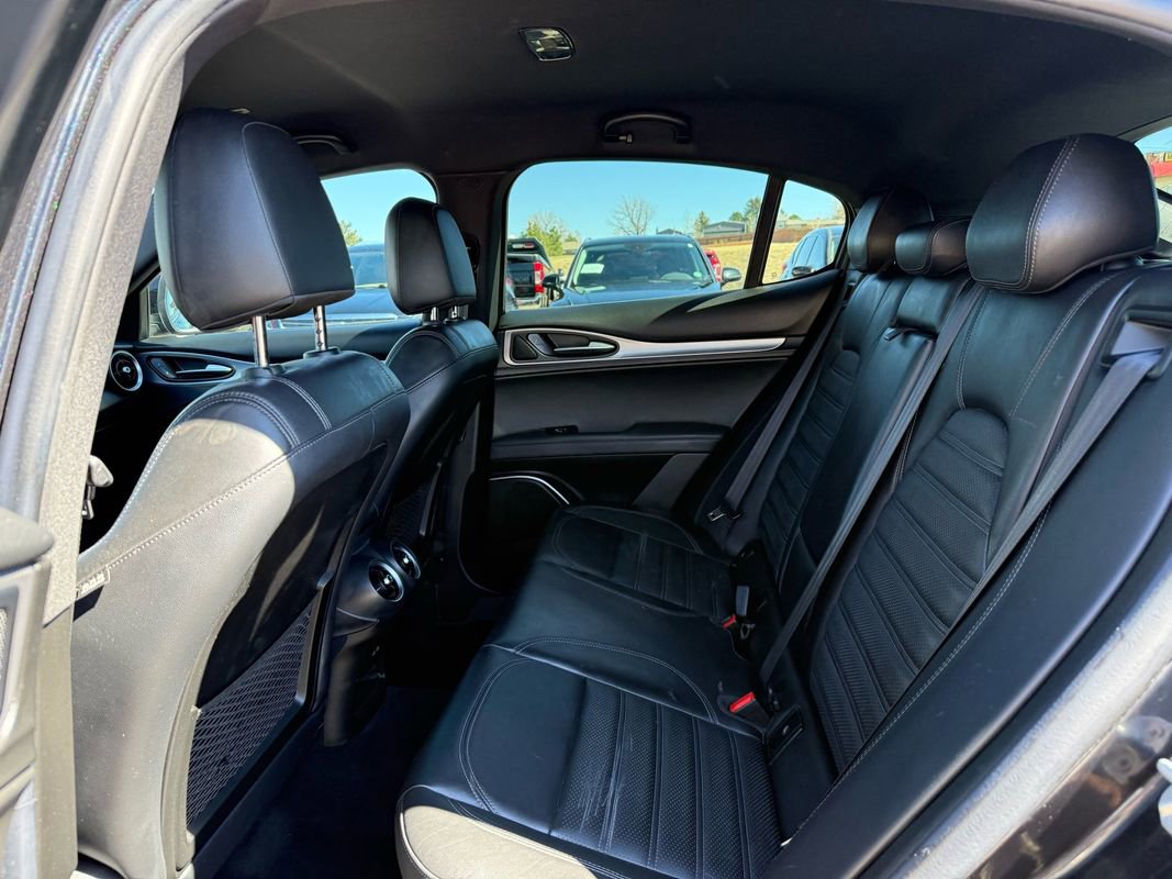 Used 2018 Alfa Romeo Stelvio Ti Sport image 17
