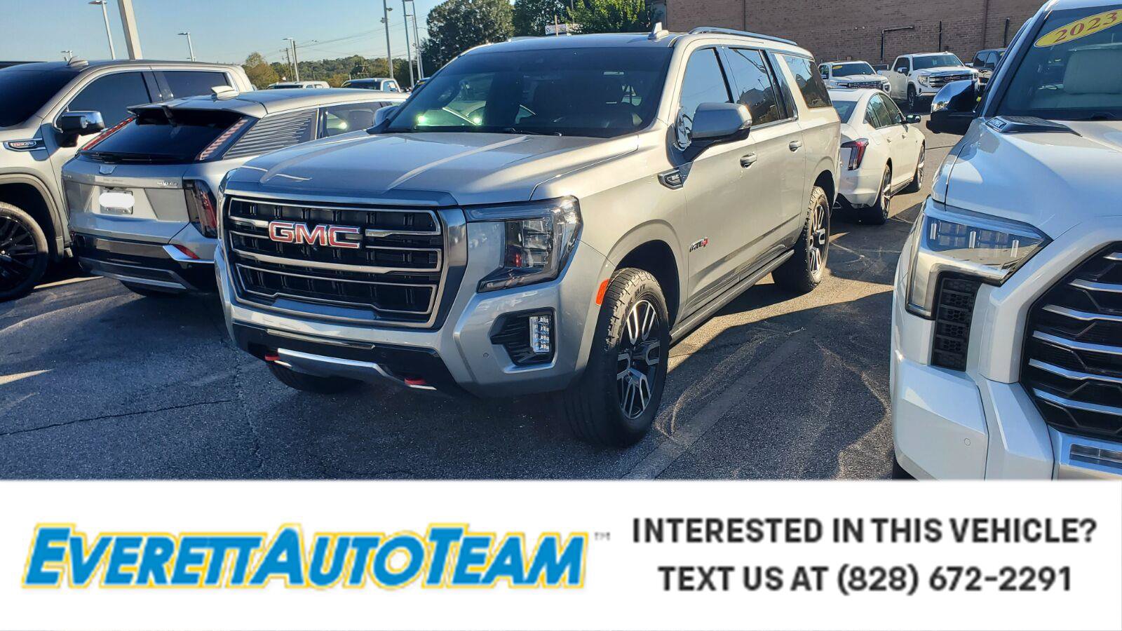 Used 2023 GMC Yukon XL AT4 w/ AT4 Premium Plus Package AWD/4WD image 1
