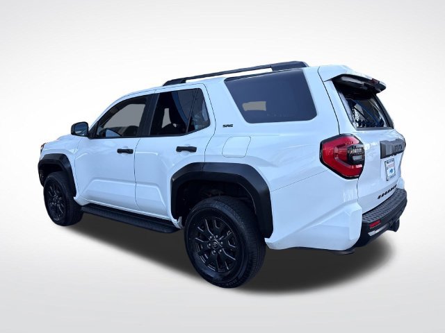 Used 2025 Toyota 4Runner SR5 AWD/4WD image 3
