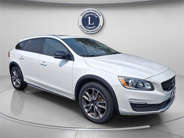Used 2018 Volvo V60 T5 Cross Country w/ Convenience Package