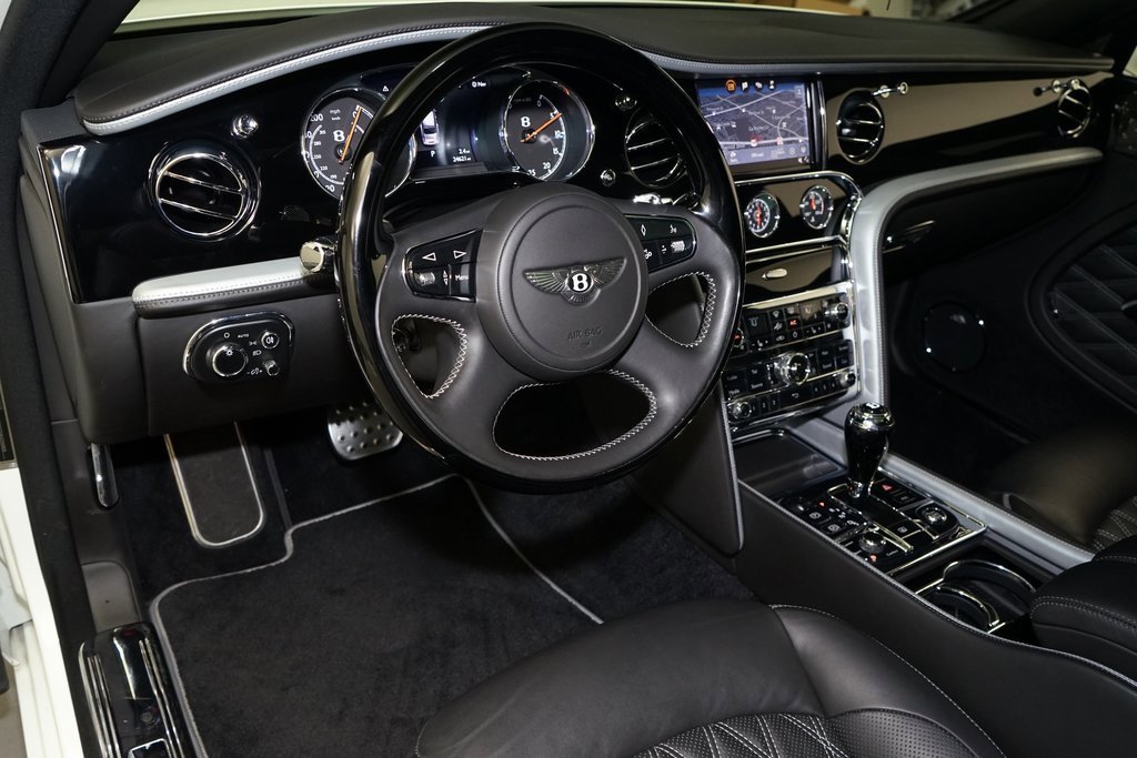 Used 2018 Bentley Mulsanne Speed image 8