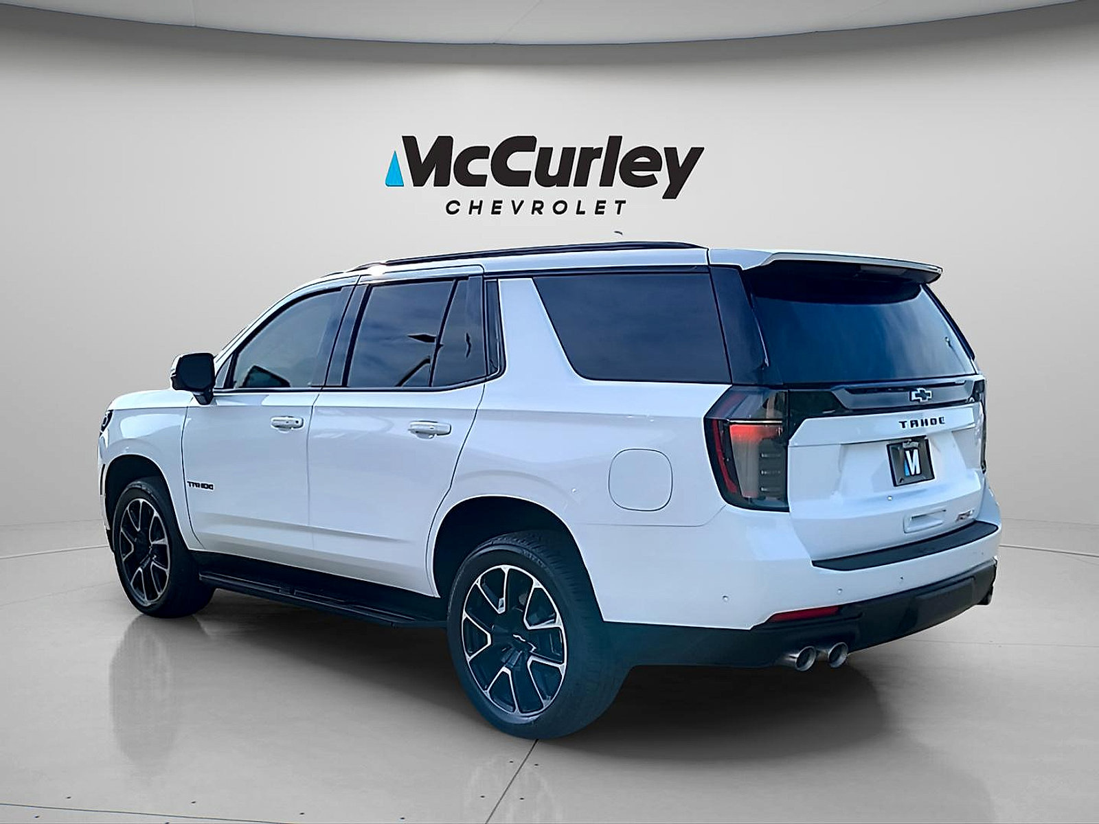 Used 2026 Chevrolet Tahoe RST w/ RST Capability Package AWD/4WD image 5