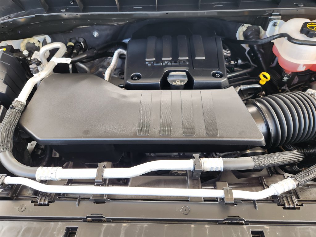 Used 2025 Chevrolet Silverado 1500 W/T w/ WT Value Package AWD/4WD image 30