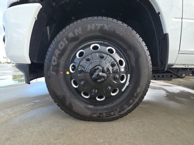 New 2027 RAM 3500 Big Horn AWD/4WD image 21