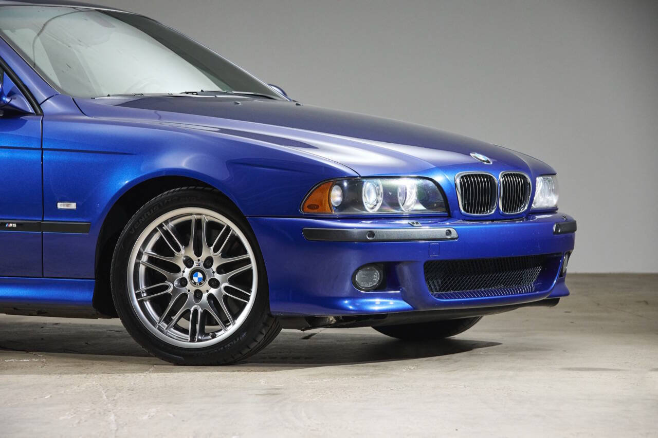 Used 2001 BMW M5 RWD image 3