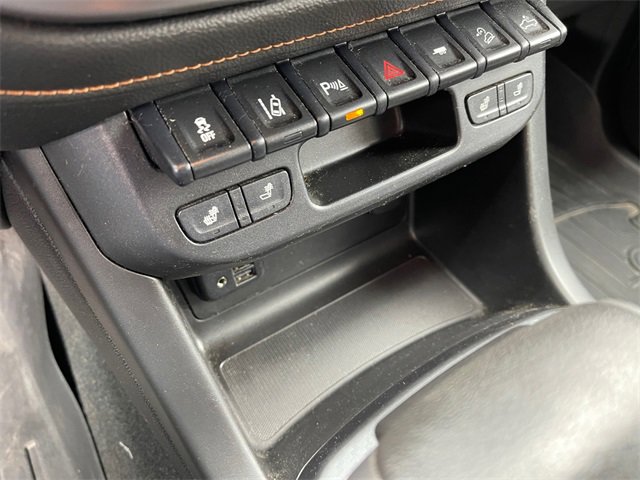 Used 2021 GMC Canyon AT4 w/ Driver Alert Package image 25