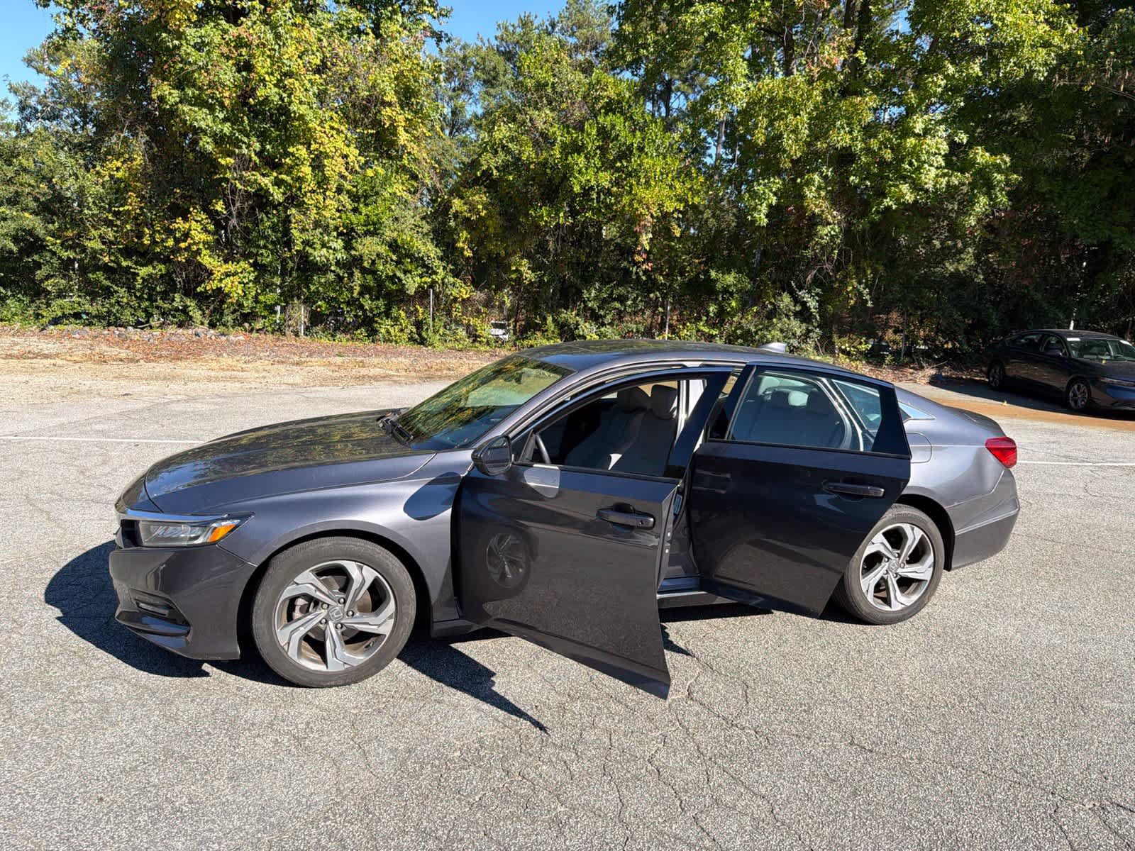 Used 2018 Honda Accord EX-L image 18