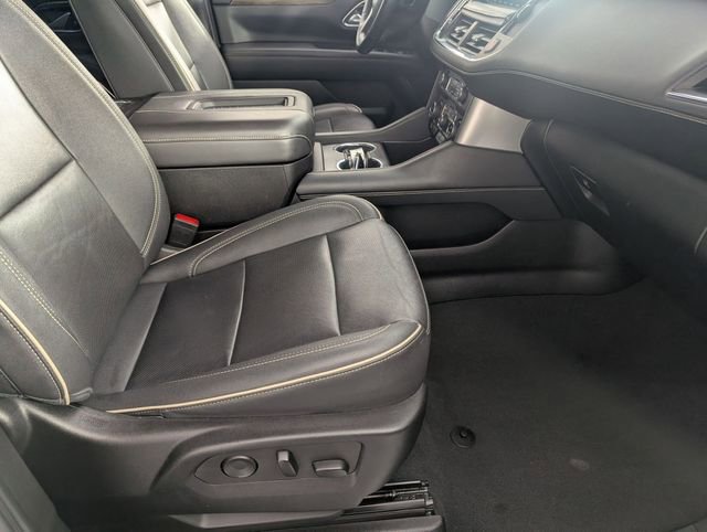 Certified 2023 Chevrolet Suburban Premier image 35