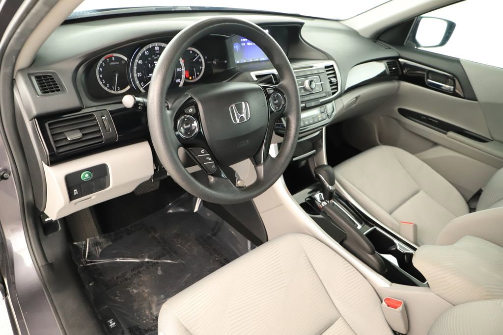Used 2016 Honda Accord LX image 15