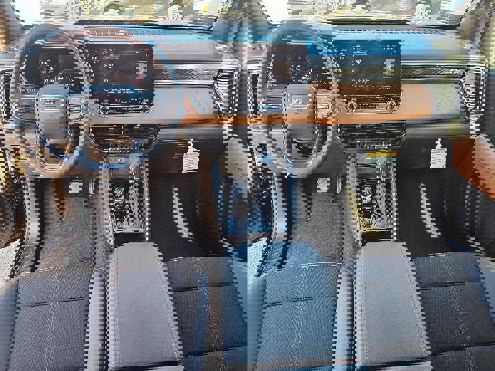 New 2026 GMC Canyon AT4 image 25