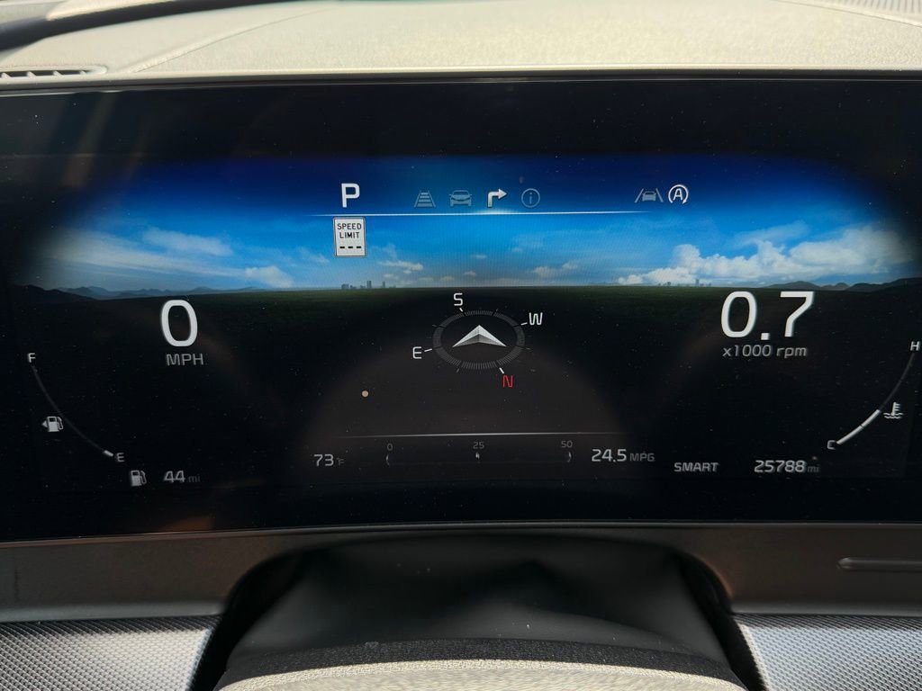 Used 2025 Kia Sportage SX image 17