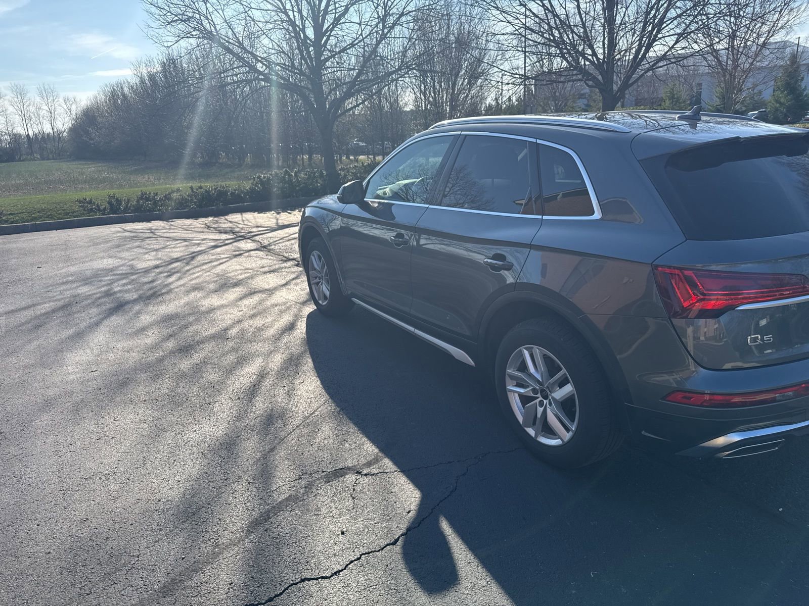 Used 2023 Audi Q5 2.0T Premium w/ Convenience Package image 6