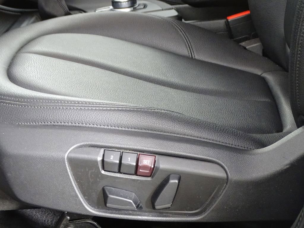 Used 2017 BMW X1 xDrive28i image 14
