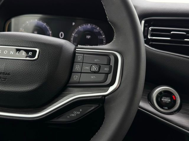 Used 2024 Jeep Wagoneer L Series II w/ Flexible Seating Group image 11