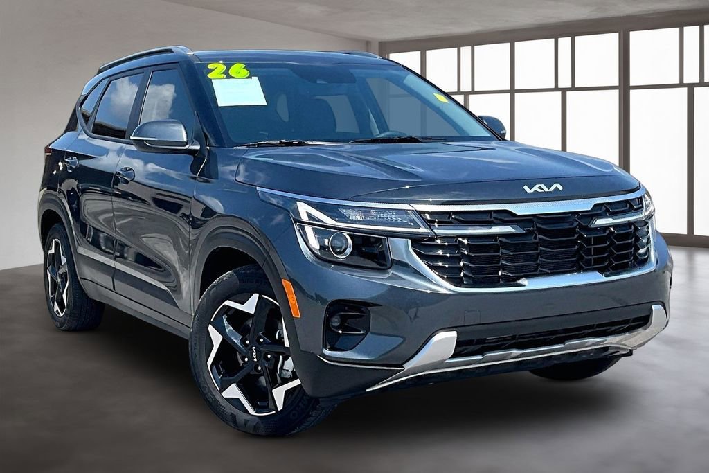 Used 2026 Kia Seltos S FWD image 3