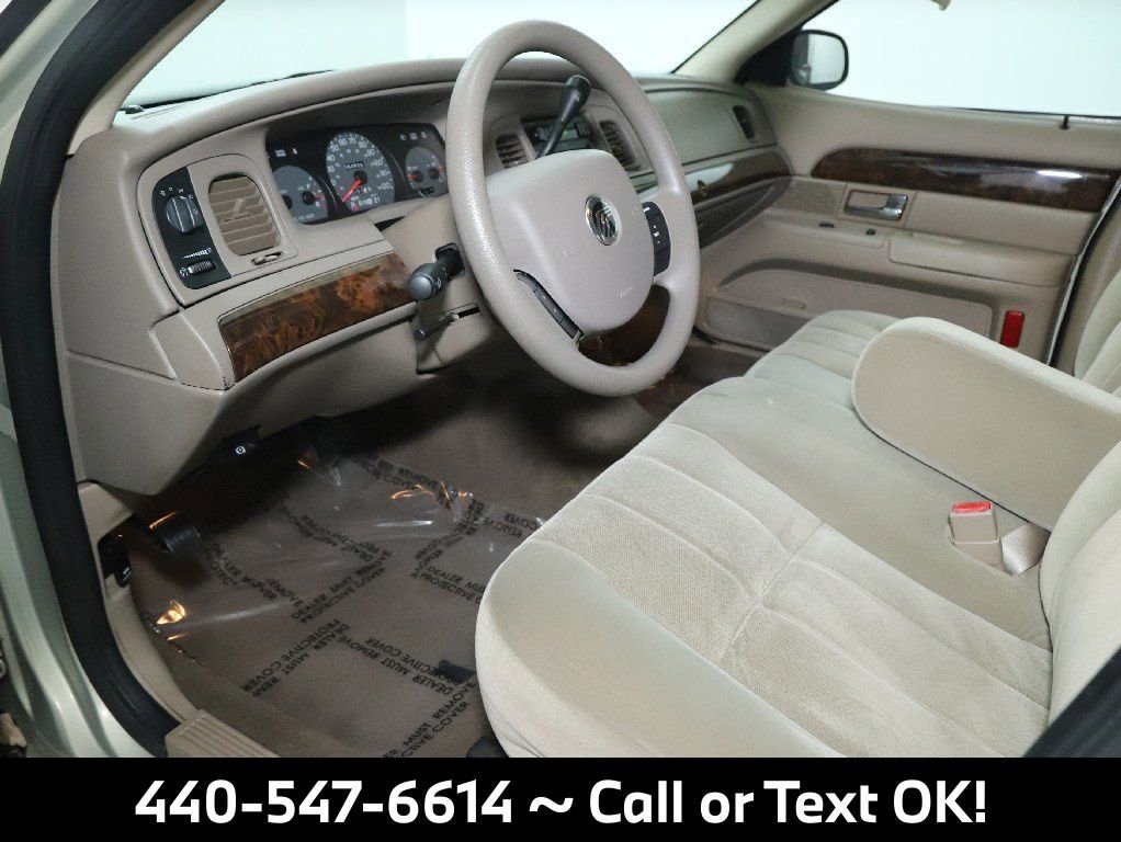 Used 2005 Mercury Grand Marquis GS image 21