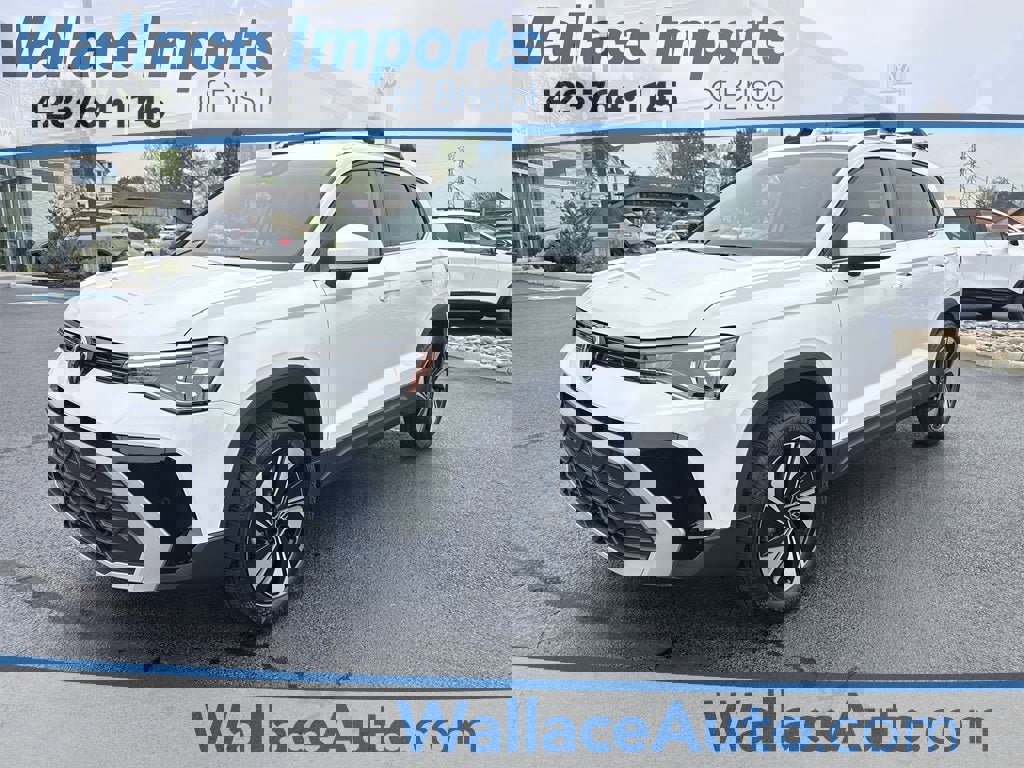 New 2025 Volkswagen Taos SE