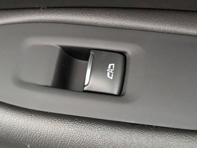 Used 2025 Cadillac XT5 Premium Luxury image 35