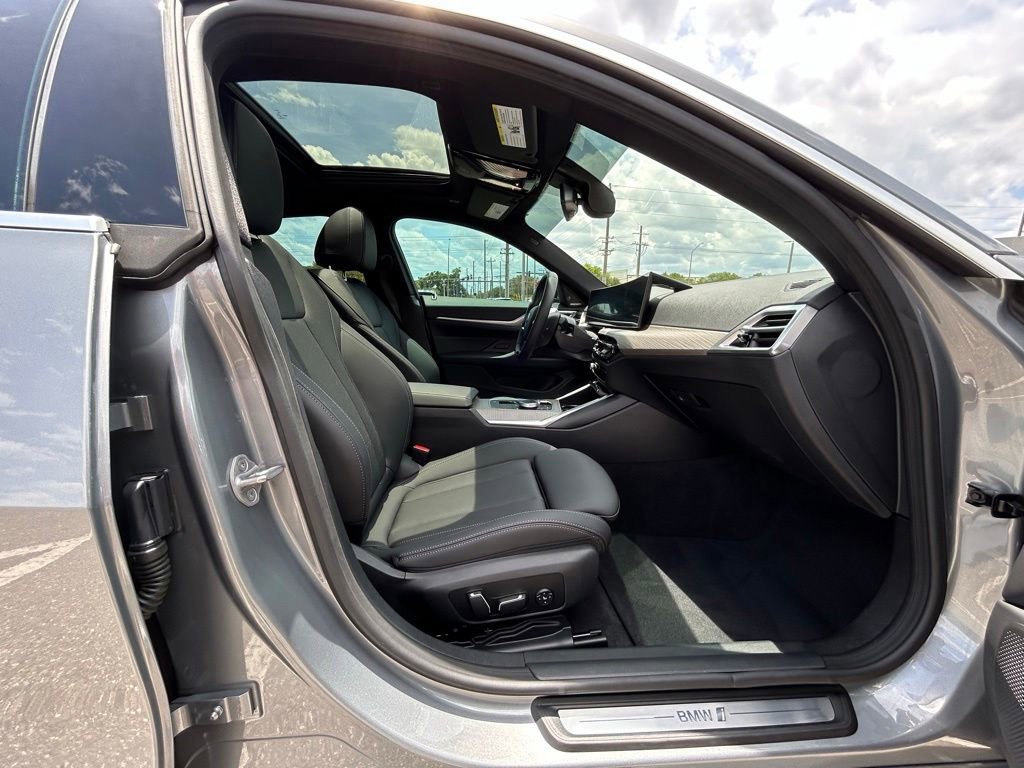 Used 2025 BMW i4 eDrive40 w/ Premium Package RWD image 50