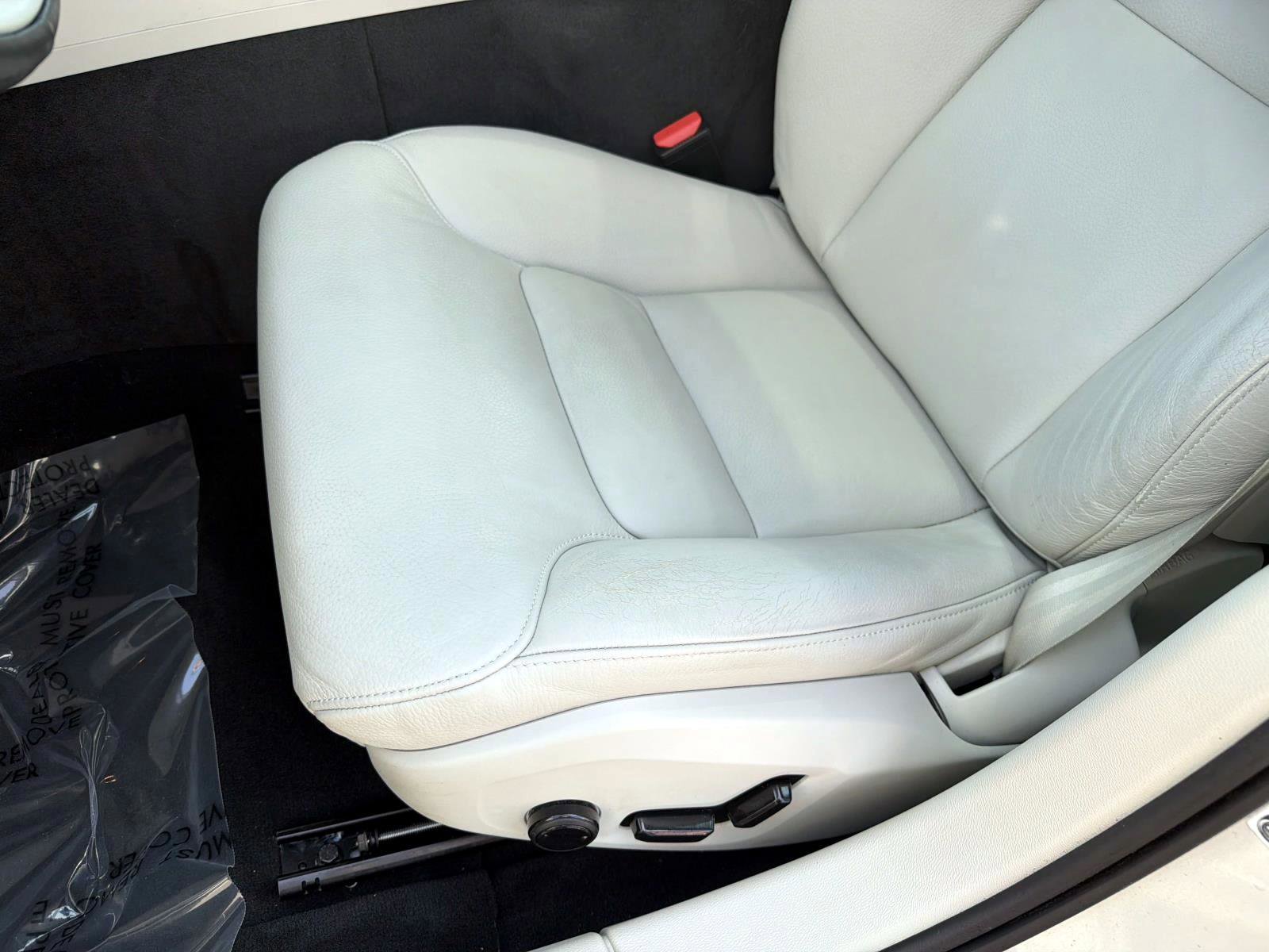 Used 2020 Volvo S60 T5 Momentum image 18