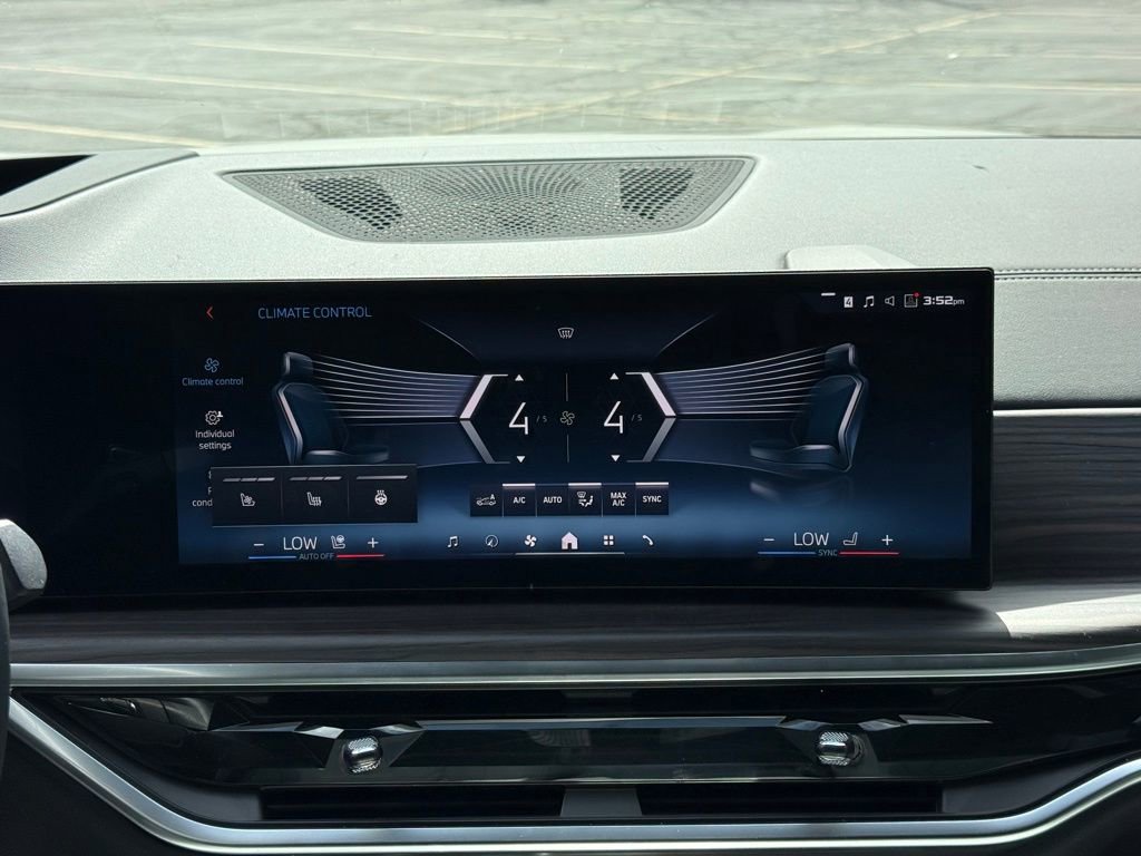 Used 2026 BMW X5 M60i image 14