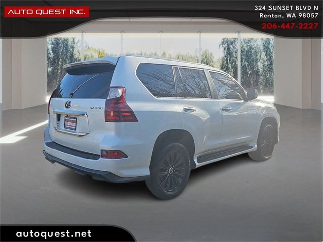 Used 2022 Lexus GX 460 Premium w/ Accessory Package image 5