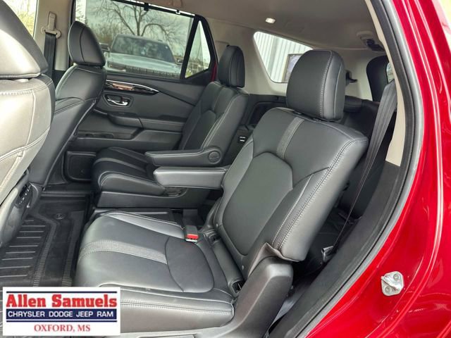 Used 2023 Honda Pilot EX-L image 4