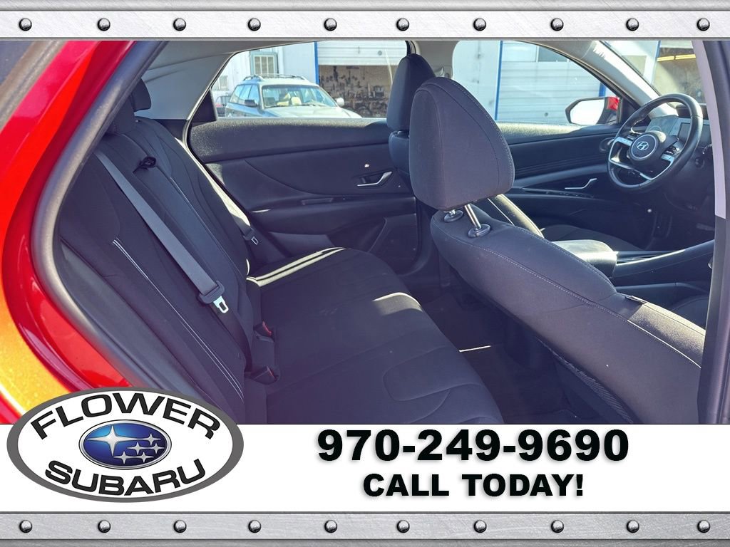 Used 2021 Hyundai Elantra SEL w/ Convenience + Premium Package image 13