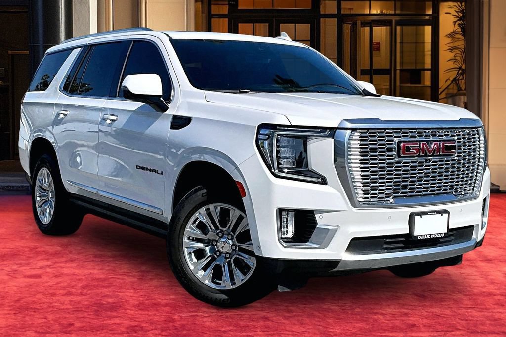 Used 2024 GMC Yukon Denali w/ Advanced Technology Package AWD/4WD image 2