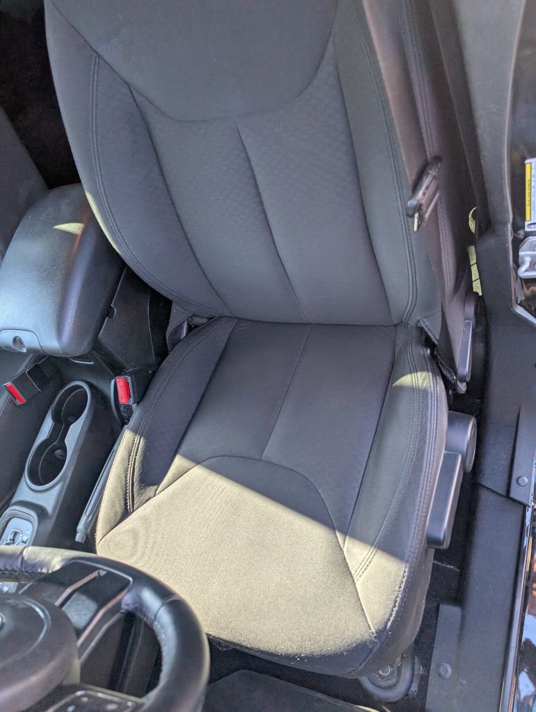 Used 2017 Jeep Wrangler Unlimited Sport w/ Quick Order Package 24S image 8