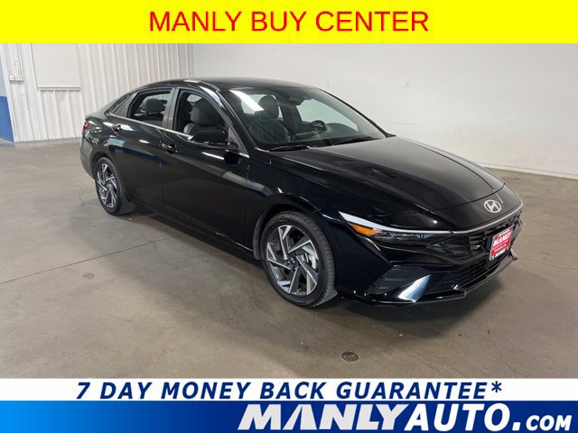 Used 2025 Hyundai Elantra Limited FWD image 1