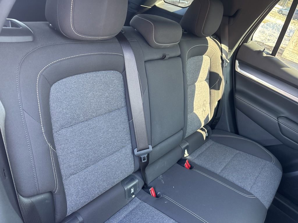 Used 2025 GMC Terrain Elevation image 9