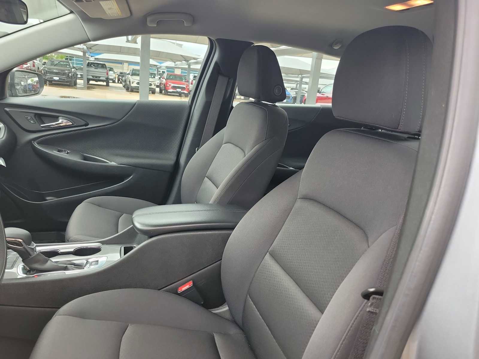Used 2024 Chevrolet Malibu LT FWD image 15
