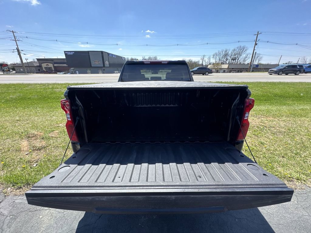 Used 2024 Chevrolet Silverado 1500 Custom w/ Turbomax Blackout Package image 23