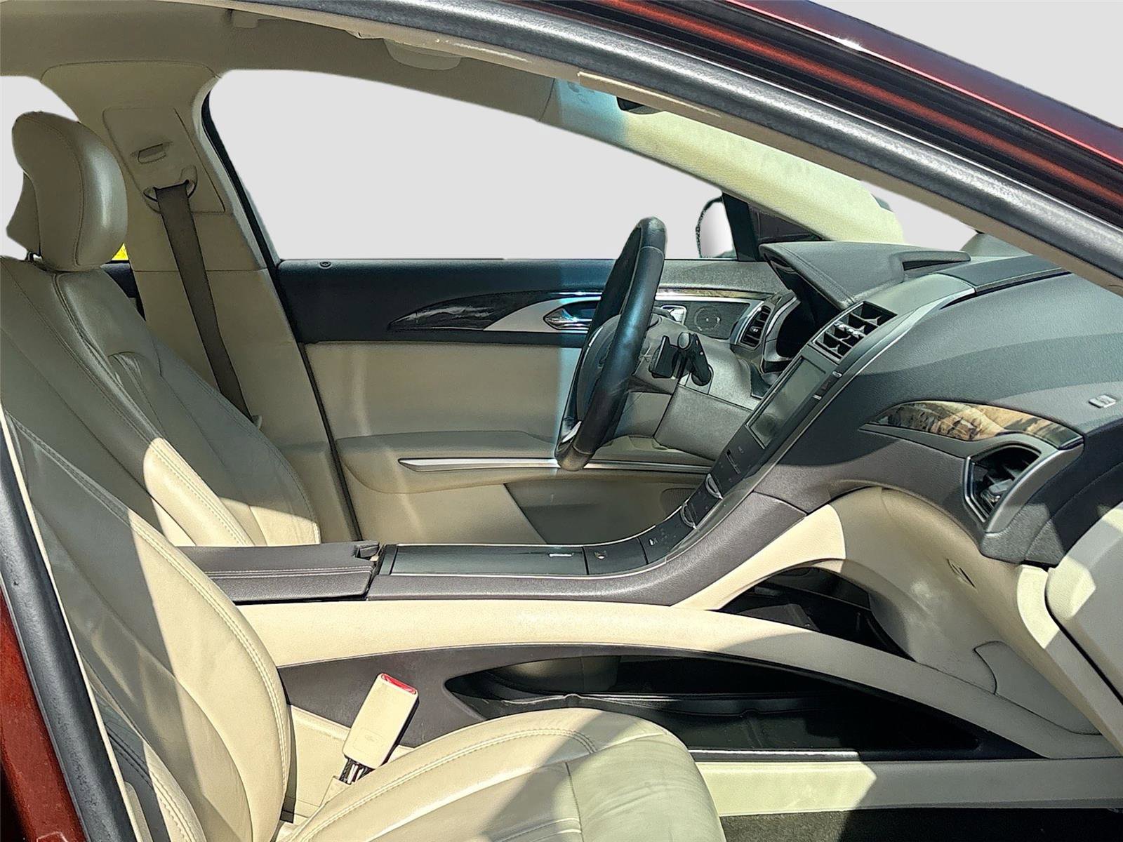 Used 2015 Lincoln MKZ w/ Equipment Group 101A Select image 32