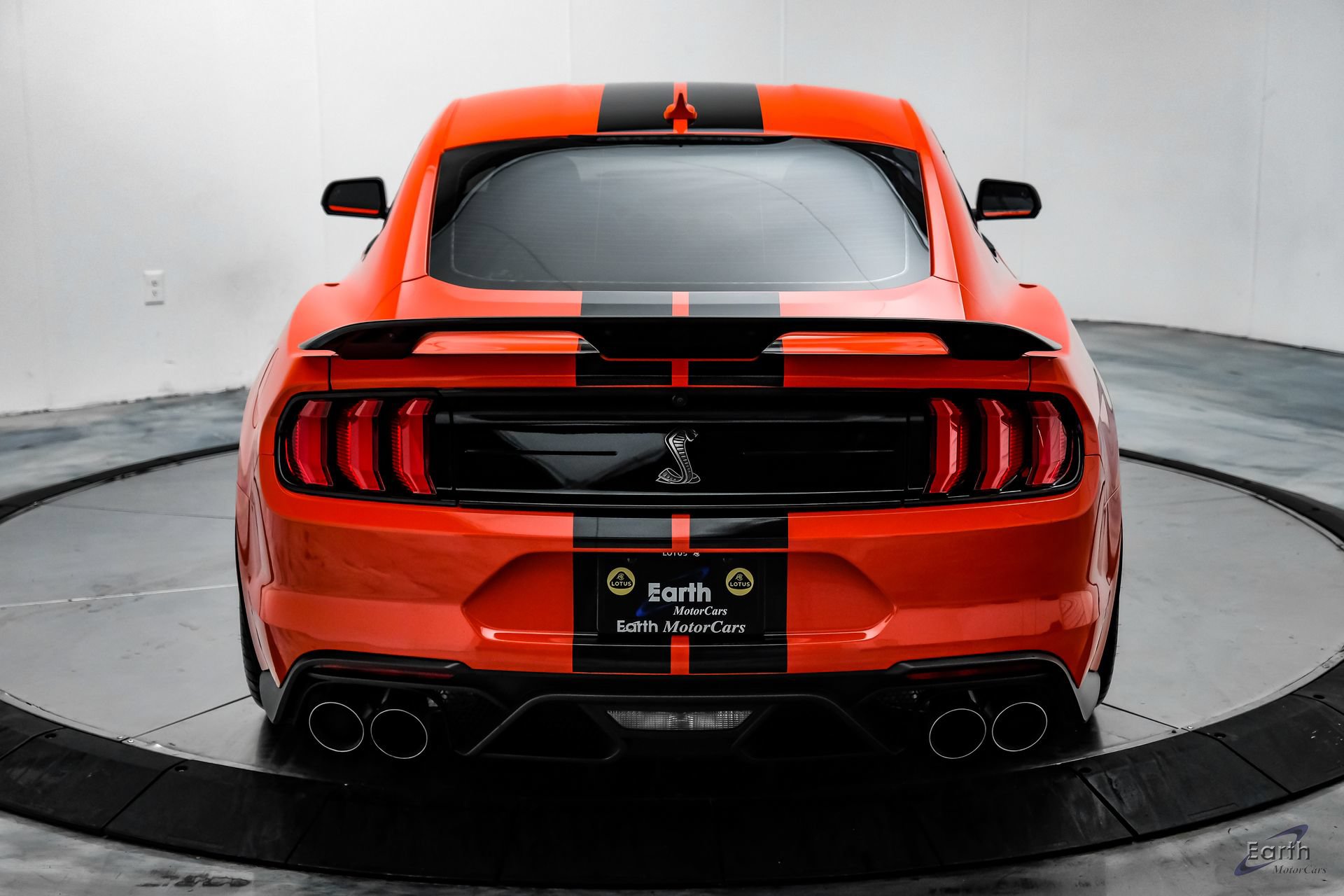 Used 2022 Ford Mustang Shelby GT500 w/ Technology Package RWD image 12