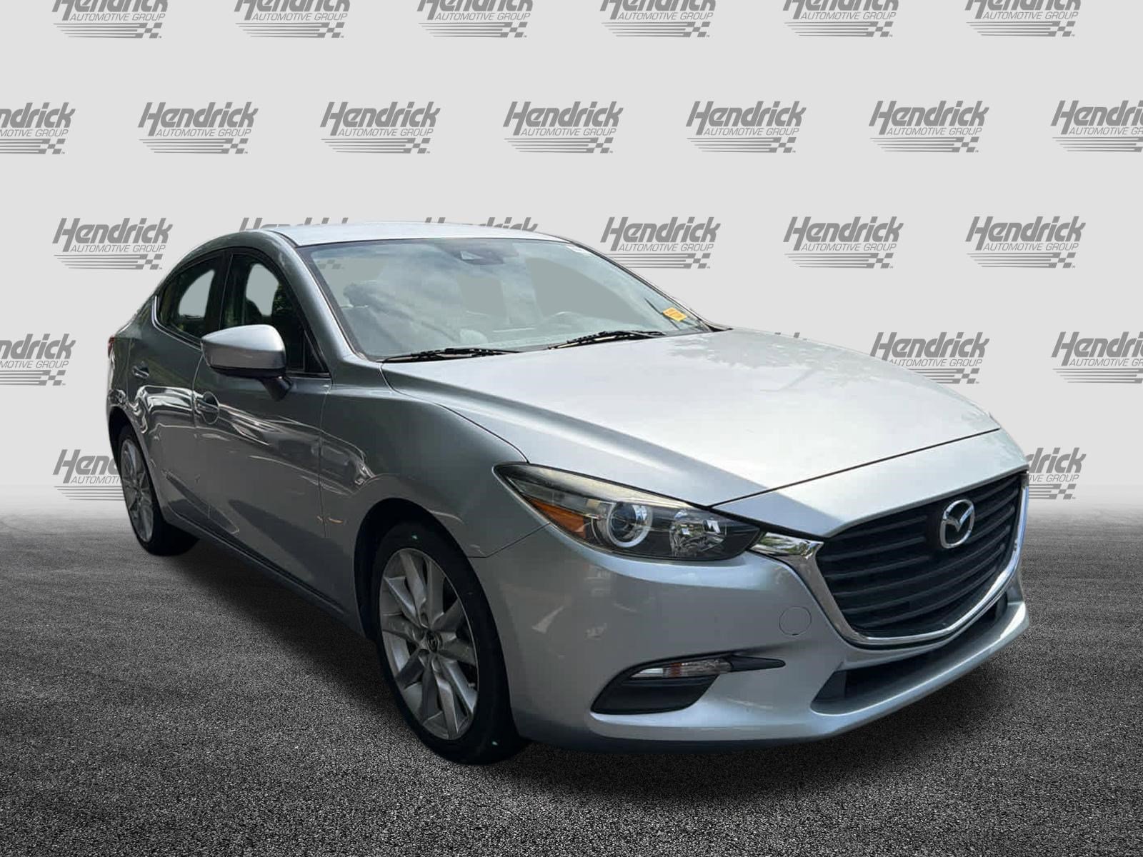 Used 2017 MAZDA MAZDA3 Touring image 2