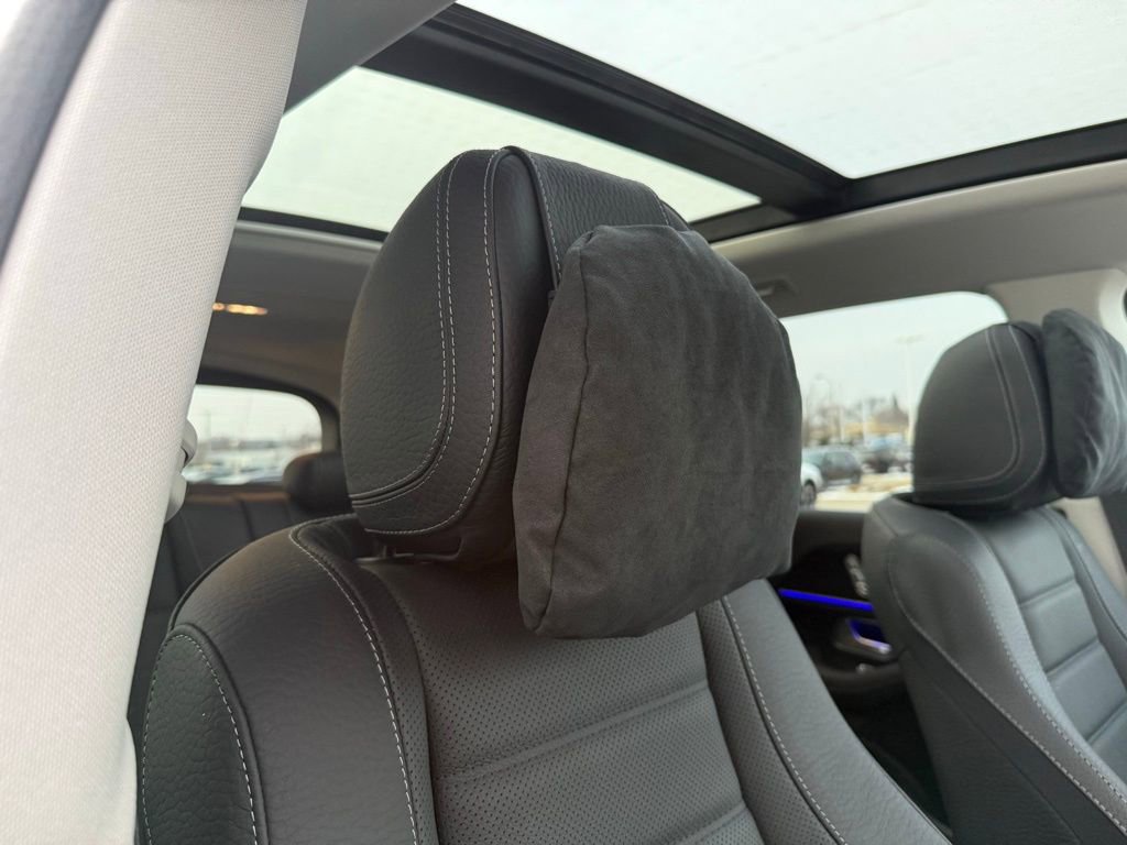 Used 2026 Mercedes-Benz GLS 450 4MATIC image 15