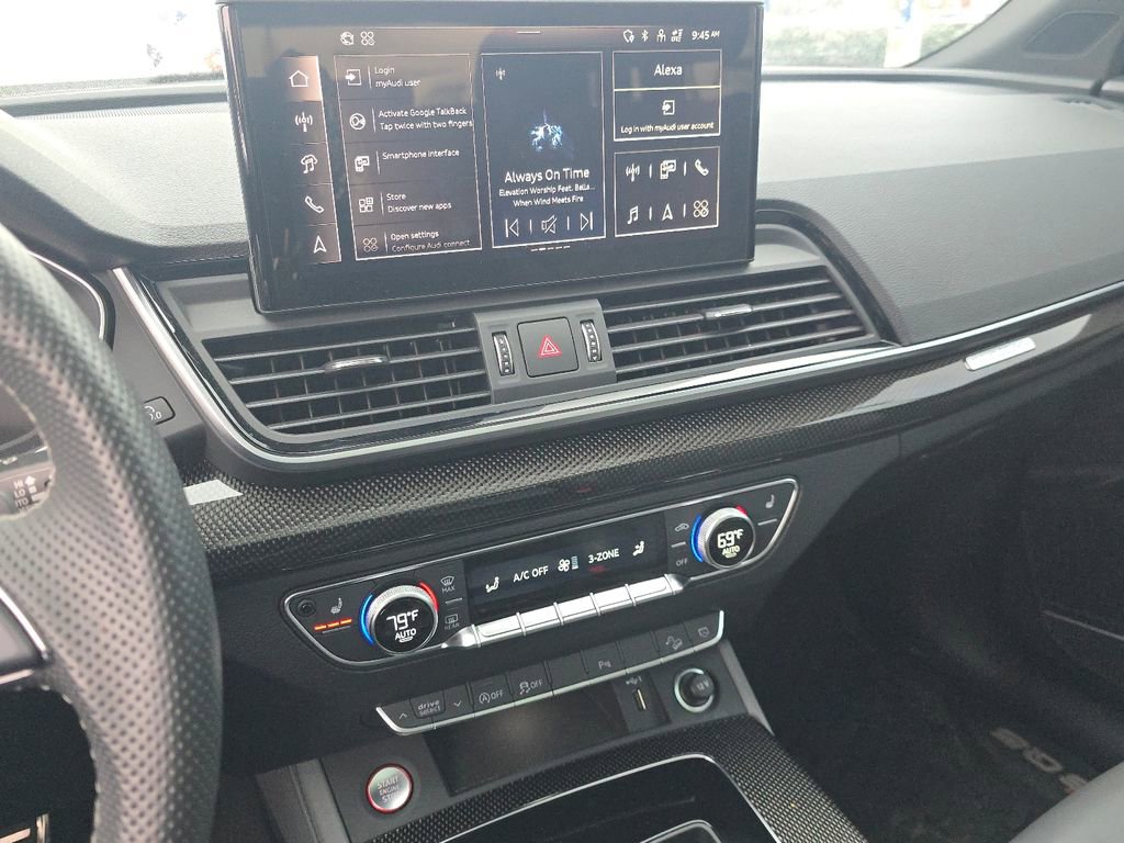 Used 2024 Audi SQ5 Premium Plus w/ Premium Plus Package image 28