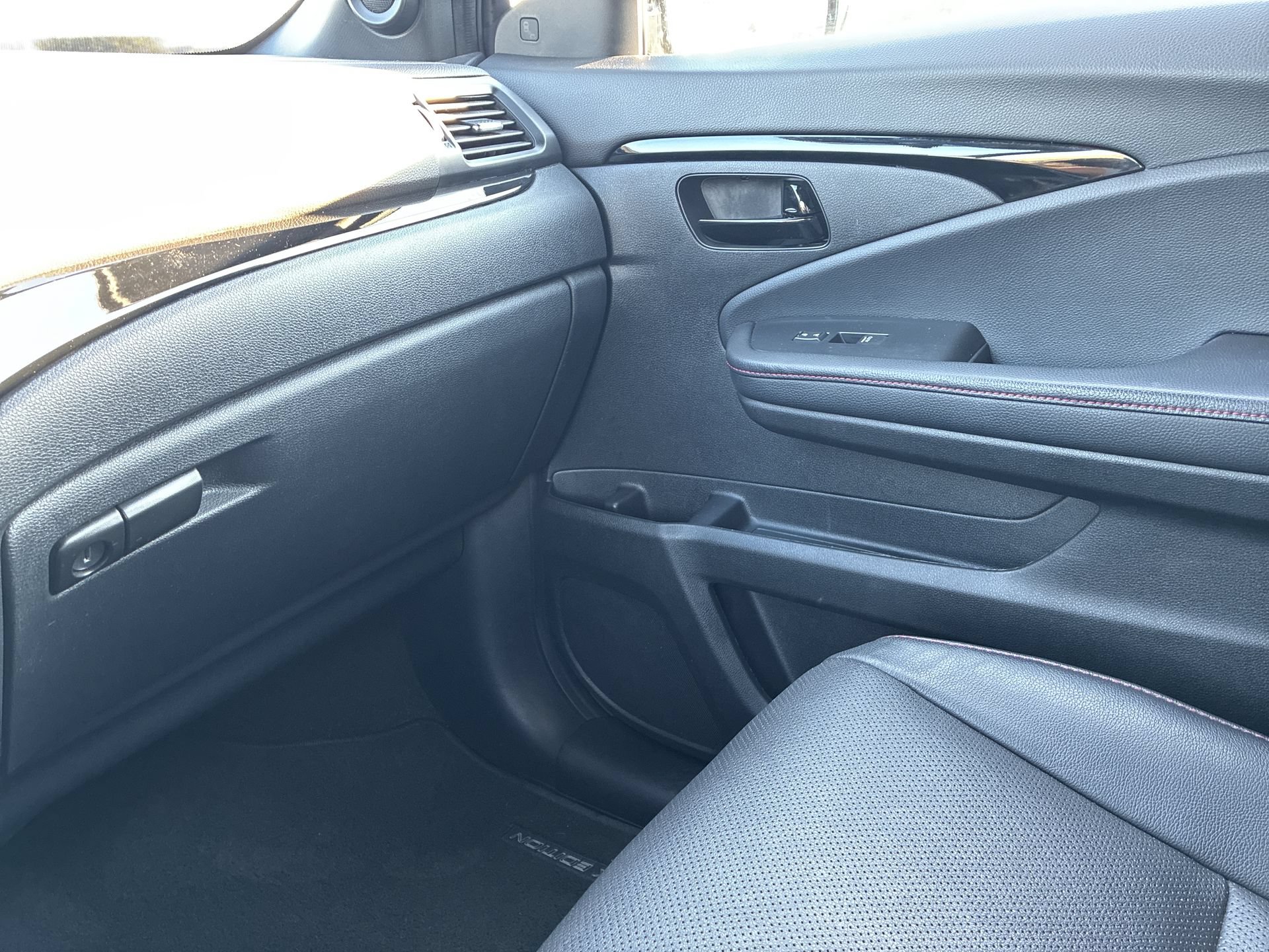 Certified 2024 Honda Passport Black Edition image 33