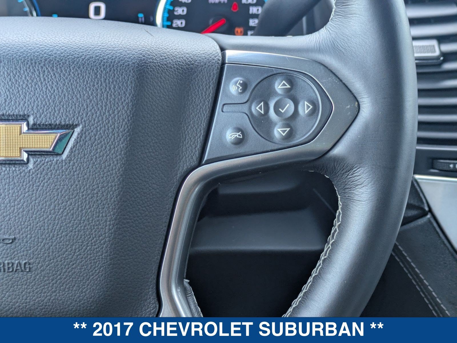 Used 2017 Chevrolet Suburban LT w/ LT Signature Package RWD image 28