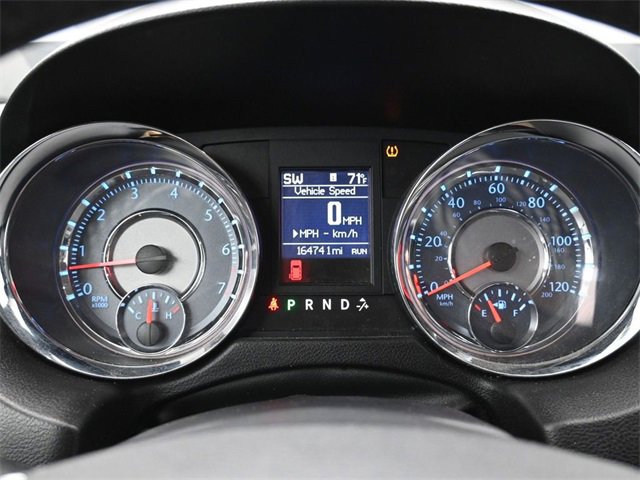 Used 2011 Chrysler Town & Country Touring-L w/ Entertainment Group #2 image 31