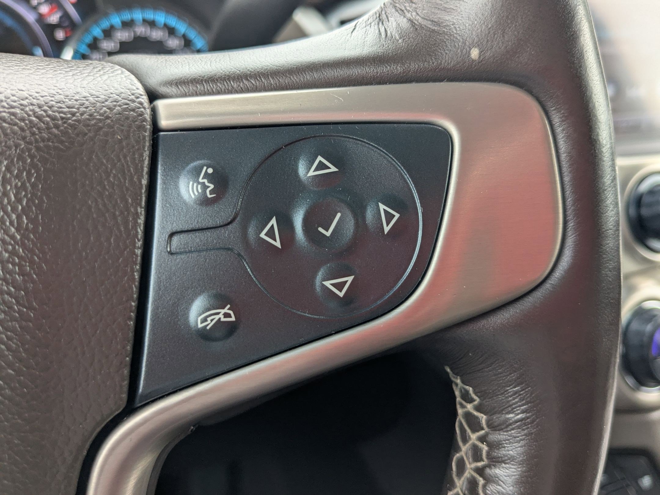 Used 2018 GMC Yukon XL Denali w/ Denali Ultimate Package image 18