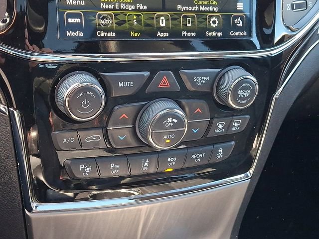 Used 2020 Jeep Grand Cherokee Trailhawk w/ Trailhawk Luxury Group AWD/4WD image 17