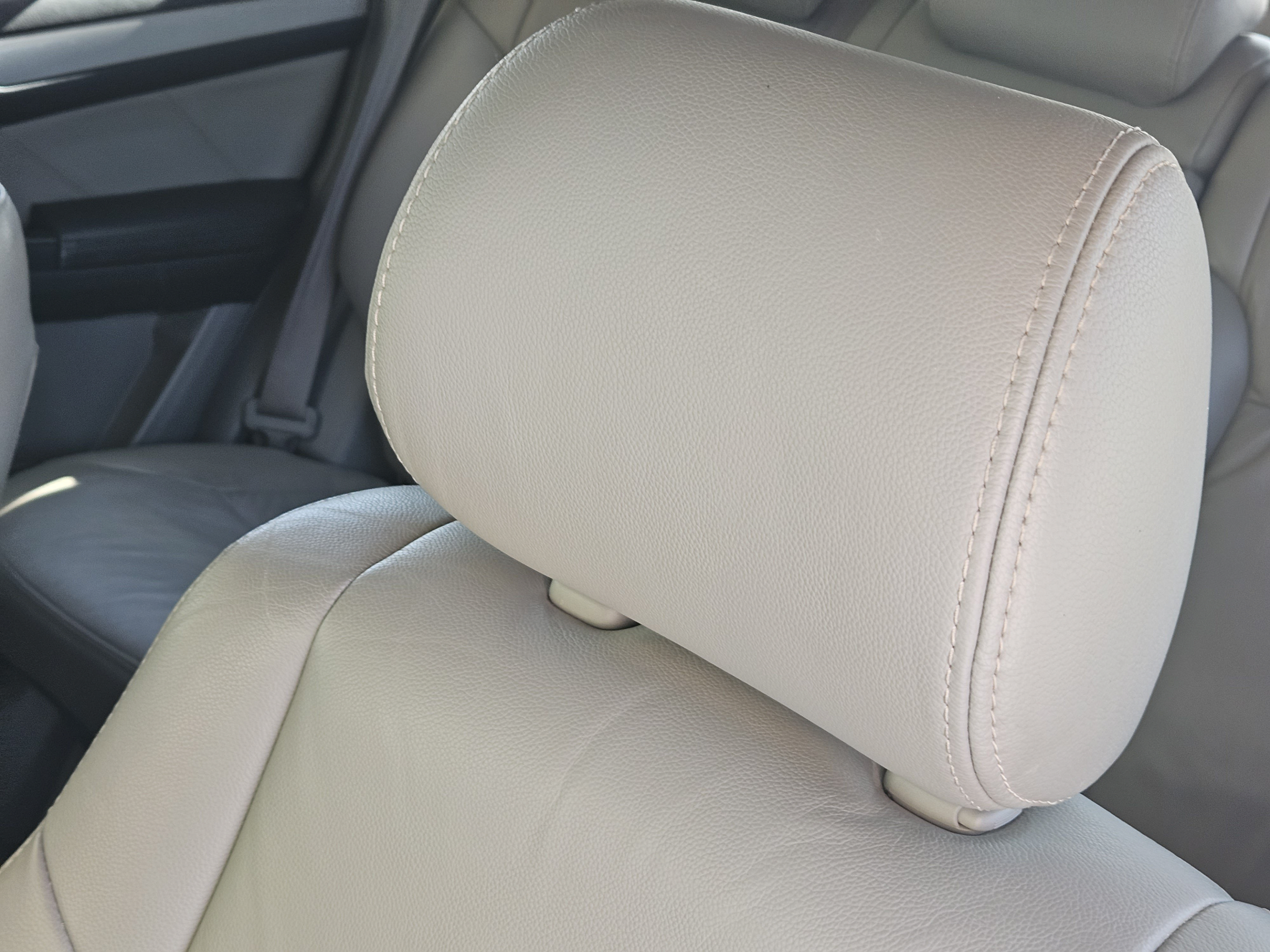 Used 2007 Toyota 4Runner SR5 AWD/4WD image 13