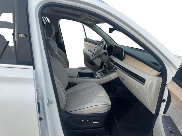 Used 2024 Hyundai Palisade Limited image 15