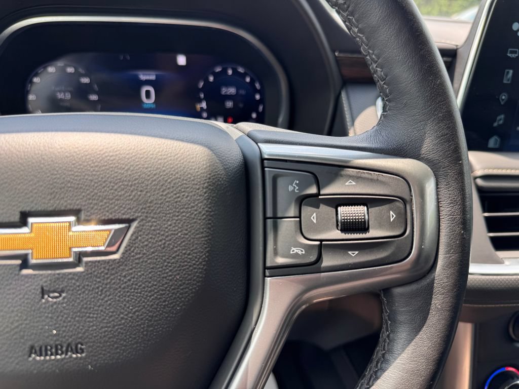 Used 2022 Chevrolet Tahoe Premier AWD/4WD image 25