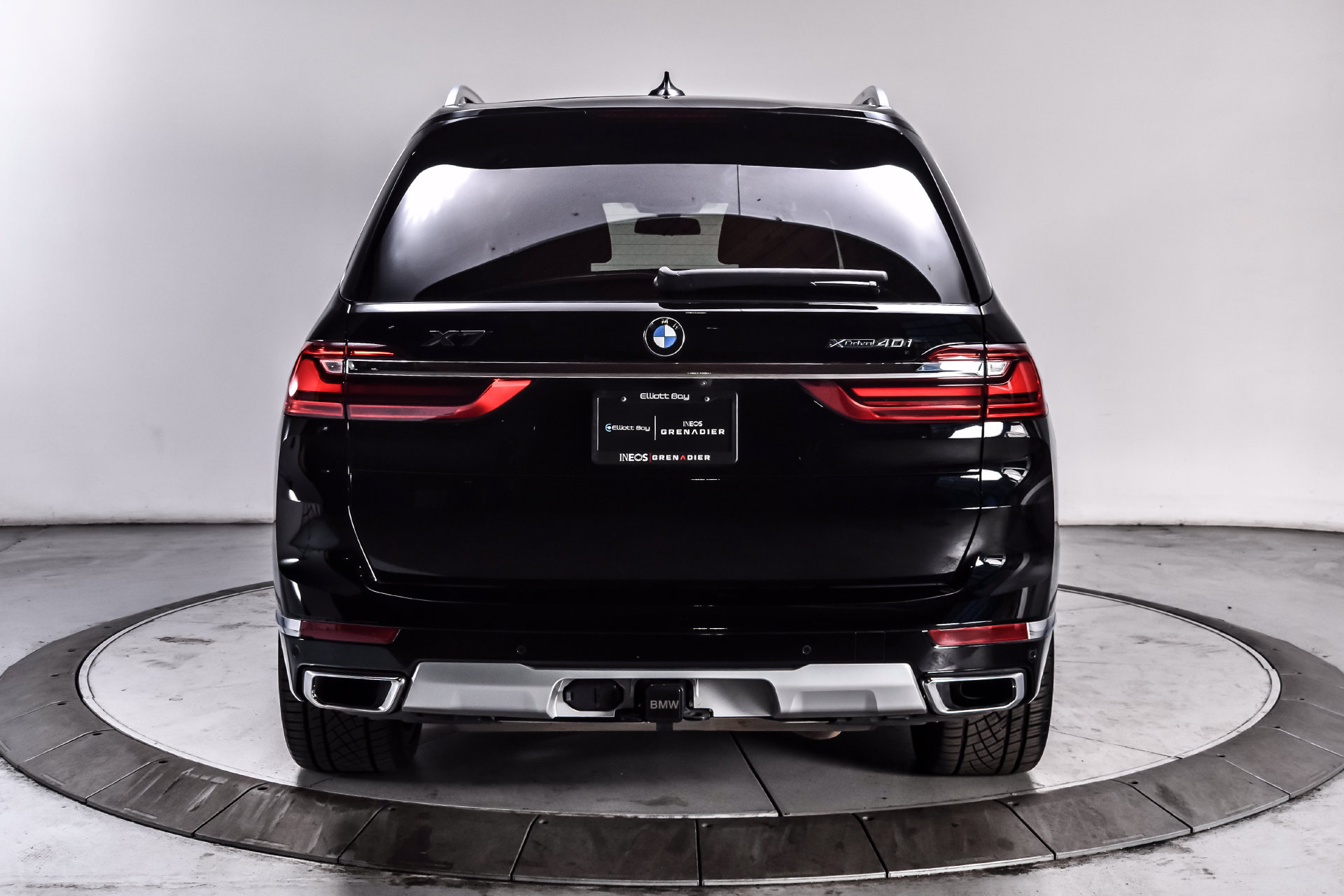 Used 2022 BMW X7 xDrive40i w/ Premium Package AWD/4WD image 5