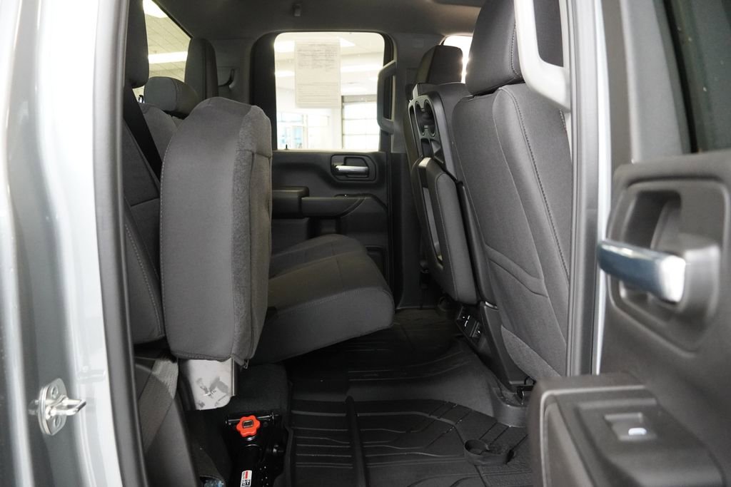 Used 2026 Chevrolet Silverado 2500 Custom w/ Custom Convenience Package image 29