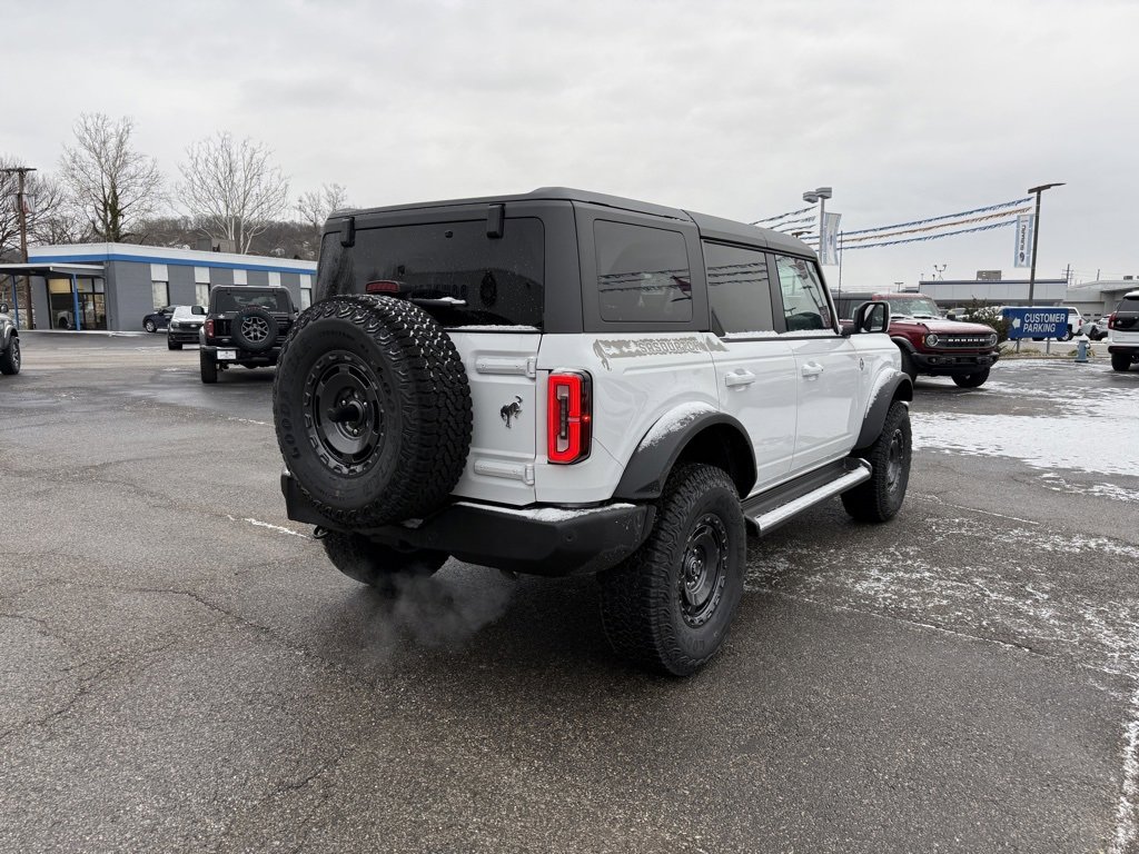 New 2025 Ford Bronco Outer Banks w/ Sasquatch Package image 7